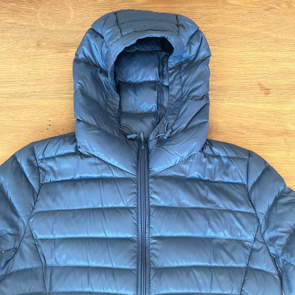 Uniqlo 3/4 length Blue Puffer Jacket- S
